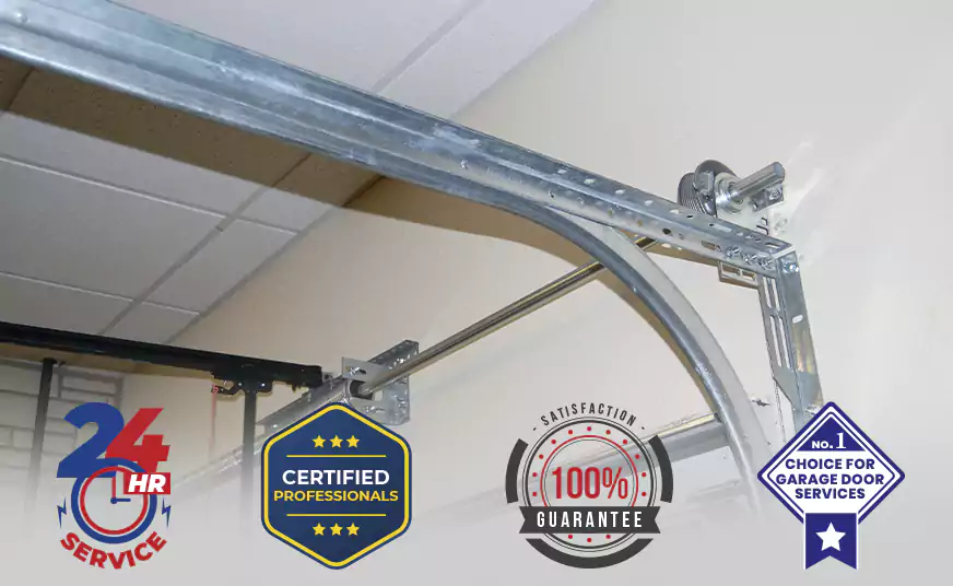 How Much Does a Garage Door Rail Replacement Cost in Plantation, FL?